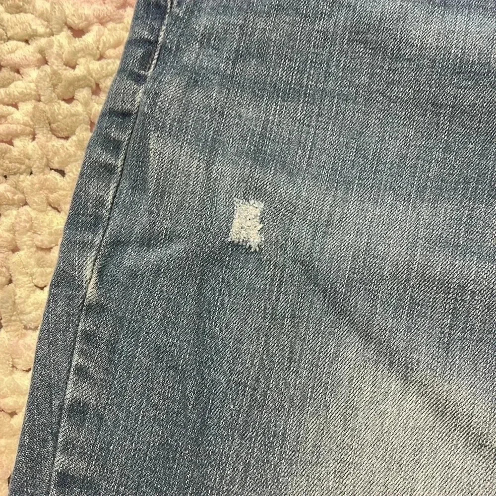 Gap skinny distressed light wash jeans - Picture 3 of 8